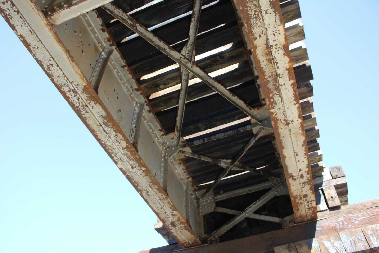 Under girder